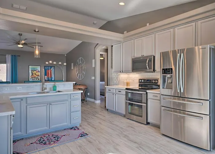 4 Mi To Havasu State Park: W/ Pool Holiday home *