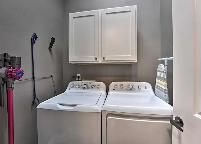 Holiday home 4 Mi To Havasu State Park: W/ Pool Lake Havasu City